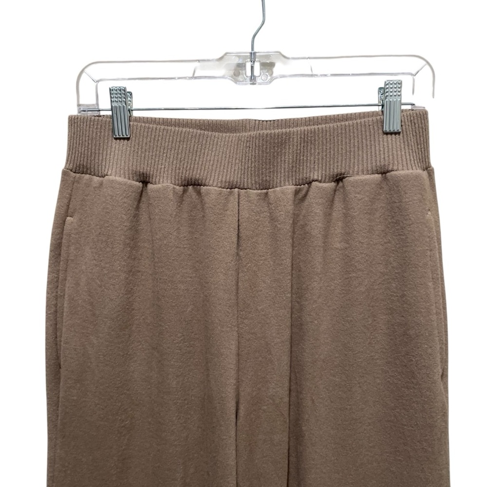 Relaxed Wide-Leg Knit Pants Set in Taupe with White Trim - Picture 8 of 12